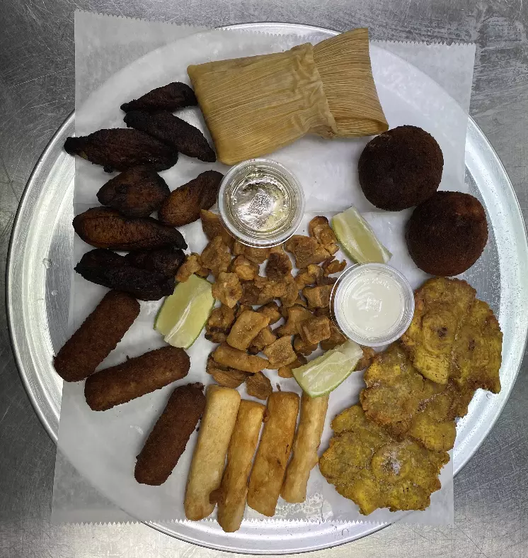 El Cubanaso sampler